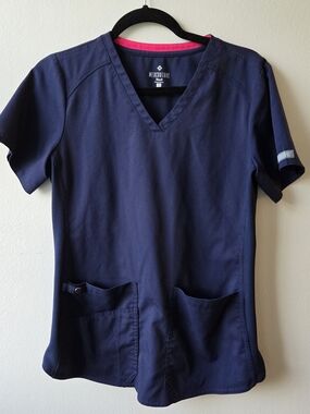 Med Couture Navy V-Neck Scrub Top with Pink Trim